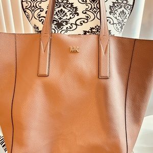 Micheal Kors Large Tote in Blush